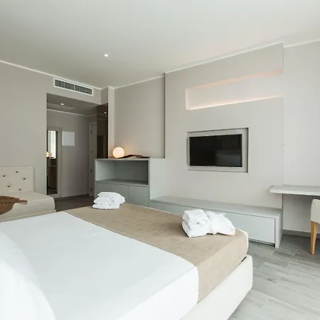 Otel Luxor 4*