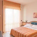 Szálloda Luxor Milano Marittima