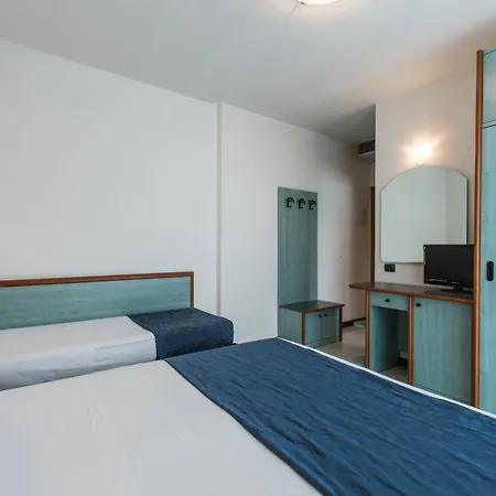 Hotel Luxor 4*