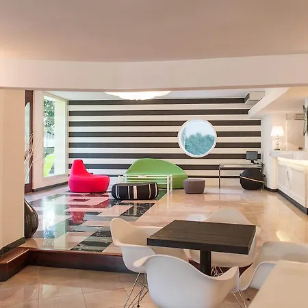 Luxor Hotel 4*