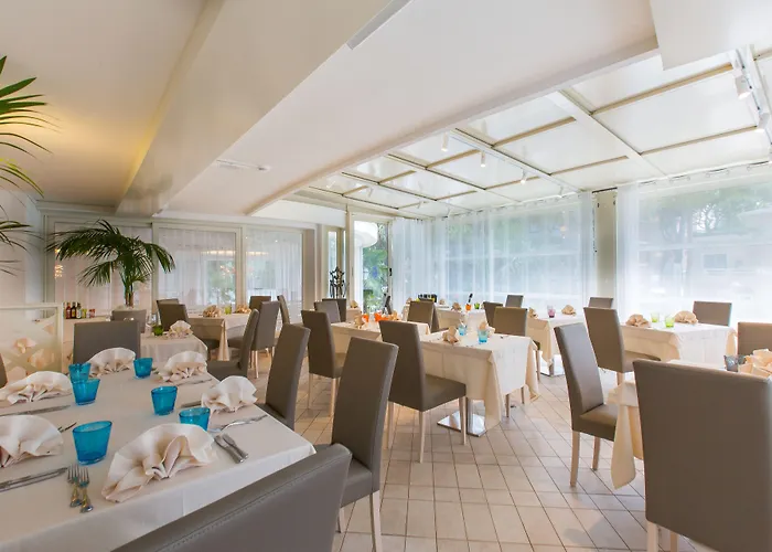 Otel Luxor Milano Marittima